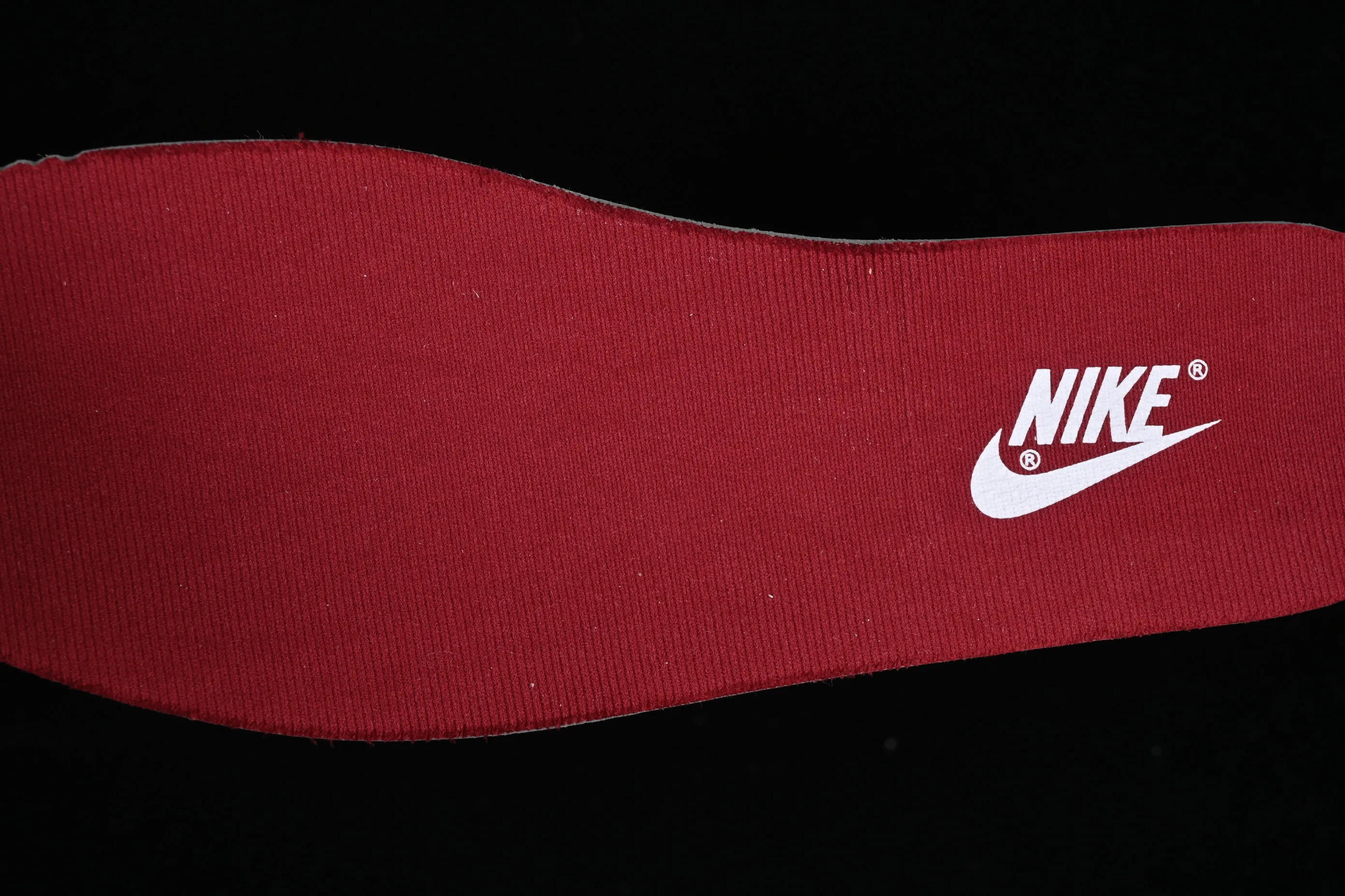 All categories Nk SB Dunk series Nk SB Dunk Low low-top sneakers Nk SB Dunk Low Retro "Valentine's Day 2024" White Rose Red Valentine's Day SB low-top casual sports skateboard shoes FQ7056-100